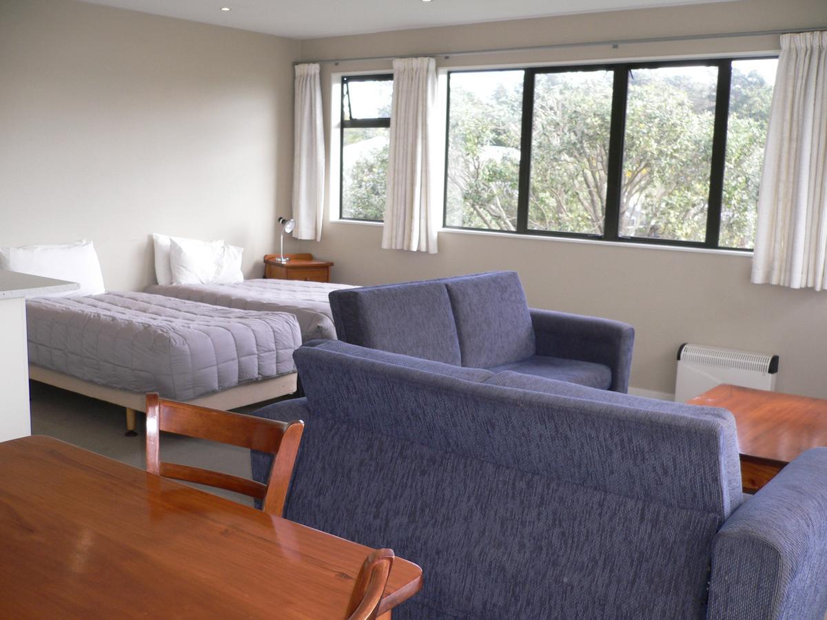 Aotea Lodge Porirua Buitenkant foto
