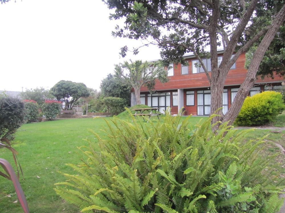 Aotea Lodge Porirua Buitenkant foto
